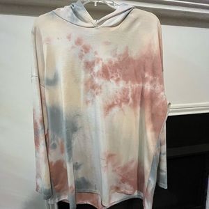 Lightweight Pullover